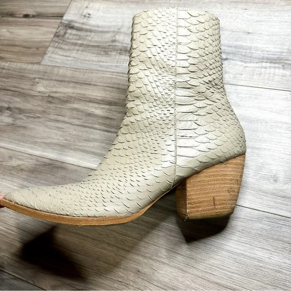 Matisse Caty Ankle Boot - Ivory Snake - Picture 8 of 13